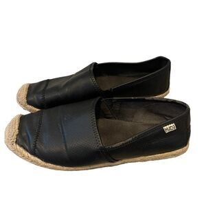 Peta Vegan leather flats size 8.5